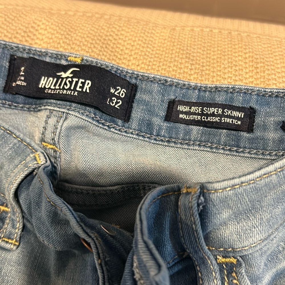 Hollister high-rise super skinny